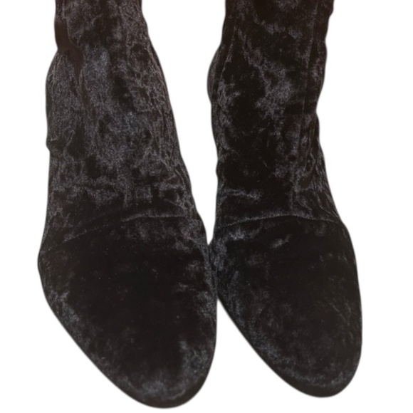 Jimmy Choo Made in Italy Women’s Black Velvet Zip Up Fashion Booties Sz-37.5 - Picture 3 of 10